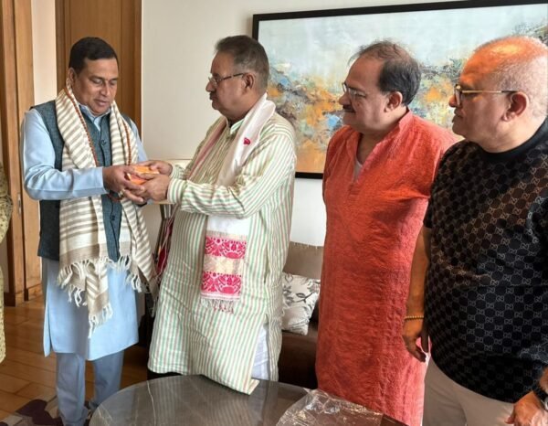 कृषि मंत्री गणेश जोशी ने असम के पर्यटन मंत्री जयंत