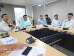 प्राधिकरण उपाध्यक्ष ने की विभिन्न योजनाओं की समीक्षा, शहर में