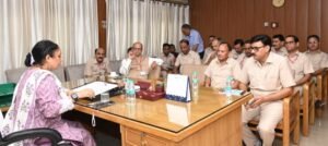 मानसून सत्र की तैयारियों को लेकर विधानसभा अध्यक्ष ने अधिकारियों