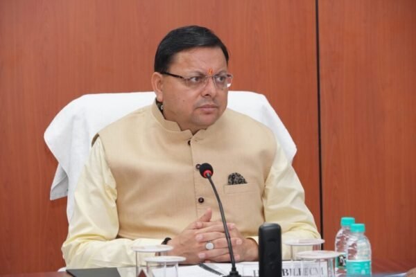 मुख्यमंत्री धामी ने किया टिहरी व रुद्रप्रयाग के आपदाग्रस्त क्षेत्रों