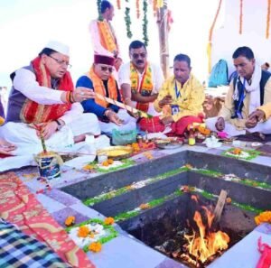 मुख्यमंत्री धामी ने जनपद टिहरी स्थित कांगुड़ा नागराज मंदिर परिसर