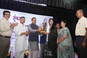 सीएम धामी ने 2024 की सिविल सेवा में चयनित प्रतिभागियों