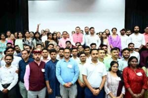 सीएम धामी ने प्रदान किए नियुक्ति पत्र.. तो शिक्षक बनने