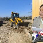 मसूरी-देहरादून विकास प्राधिकरण की सख्ती, 125 बीघा भूमि पर की जा रही अवैध प्लॉटिंग पर चला एमडीडीए का बुलडोजर – HNM