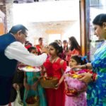 सीएम आवास में मनाया गया लोकपर्व फूलदेई, प्रदेशवासियों को दी शुभकामनाएं – HNM