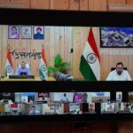 मुख्यमंत्री ने समस्त जिलाधिकारियों के साथ की वर्चुअल बैठक, 15 अक्टूबर तक किसी भी स्थिति में प्रदेश की सभी सड़कों को किया जाए गड्ढामुक्त – HNM