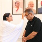 रक्षा सूत्र के साथ मजबूत हुआ स्नेह और विश्वास का बंधन, ब्रह्मकुमारी बहनों ने मंत्री गणेश जोशी को दी अग्रिम रक्षाबंधन की शुभकामनाएं – HNM