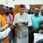 मुख्यमंत्री ने मुख्य सेवक सदन में प्रदेश के विभिन्न क्षेत्रों से आए लोगों की समस्याएं सुनीं, जनसमस्याओं का त्वरित एवं समयबद्ध समाधान सुनिश्चित करें – मुख्यमंत्री – HNM