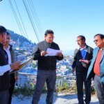 सचिव आवास एवं राज्य संपत्ति ने पौड़ी में पार्किंग एवं निर्माणाधीन विकास कार्यों का किया निरीक्षण – HNM